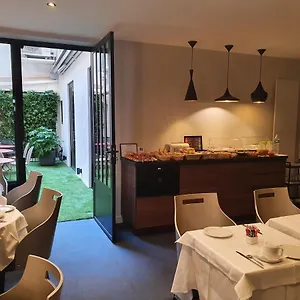 Hotell Harvey, Paris